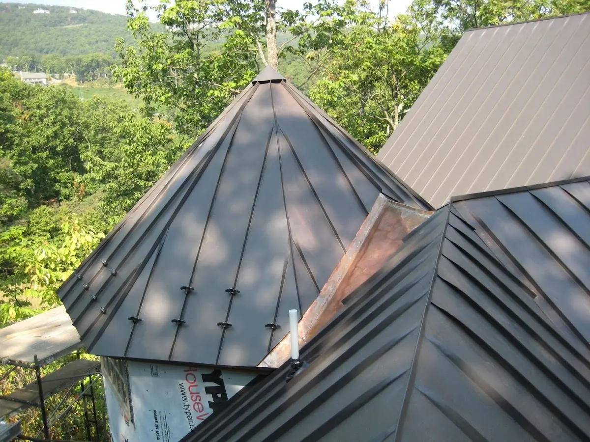 Professional Roof Tarp Installation by Craftsman Roofing in Avalon Park